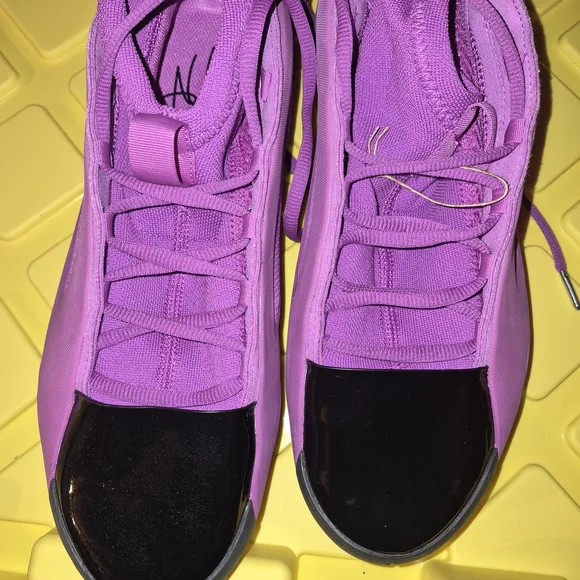 Men's Athletic Shoes - Pink - Picture 2 of 6